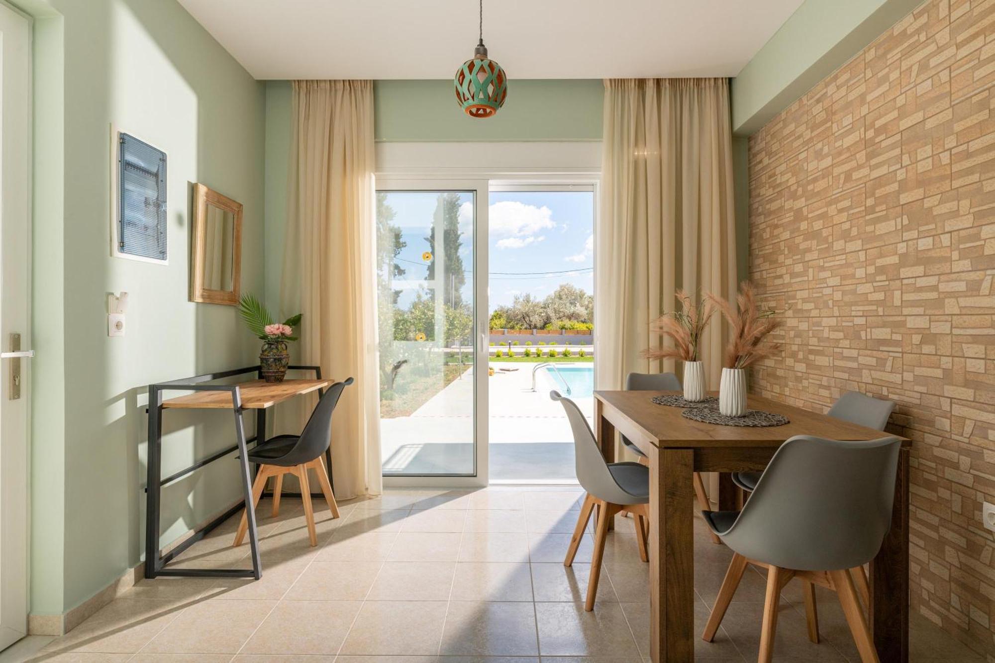 Ethria Pool Villa With Heated Jacuzzi Afantou Ngoại thất bức ảnh