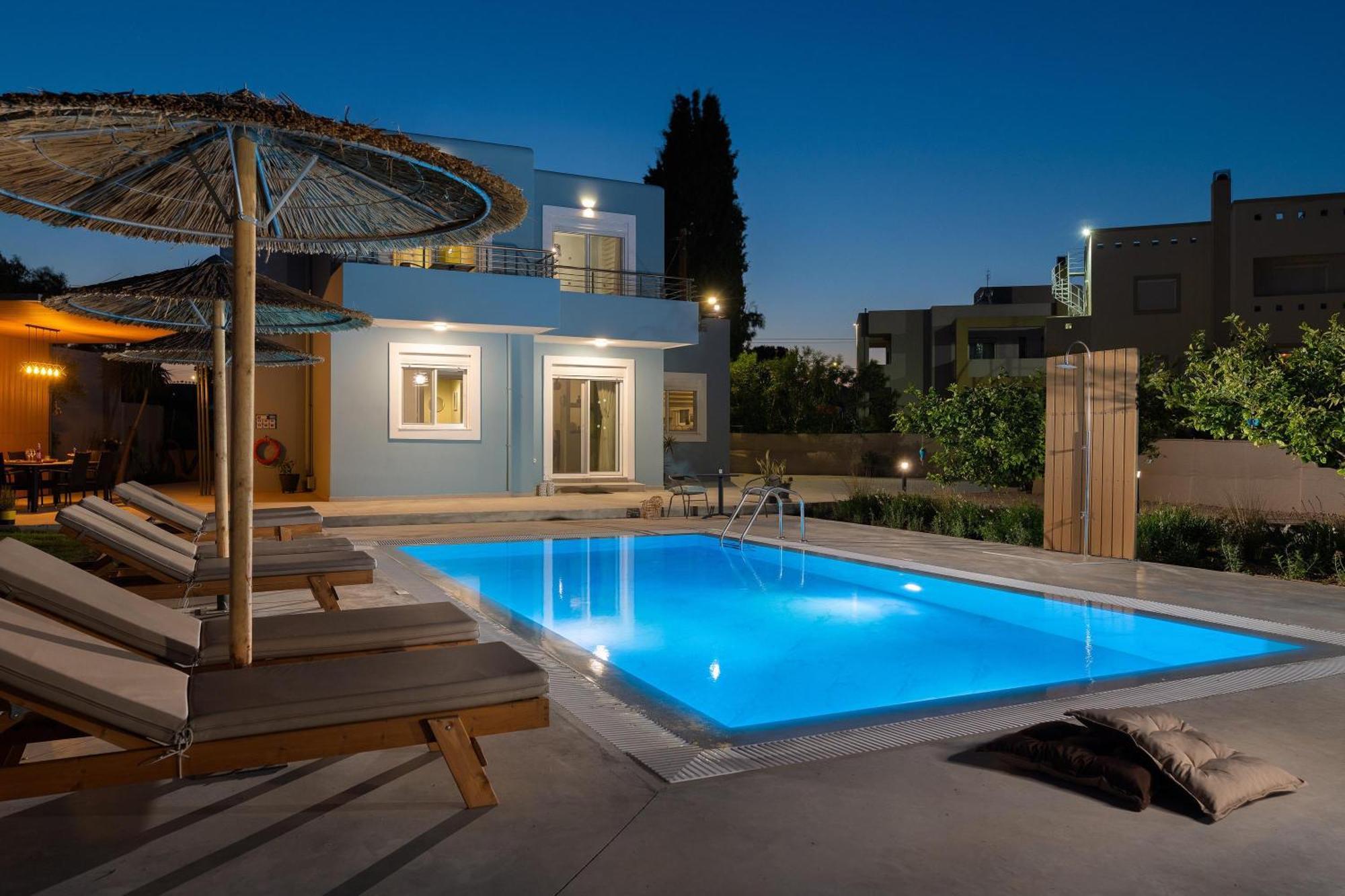 Ethria Pool Villa With Heated Jacuzzi Afantou Ngoại thất bức ảnh