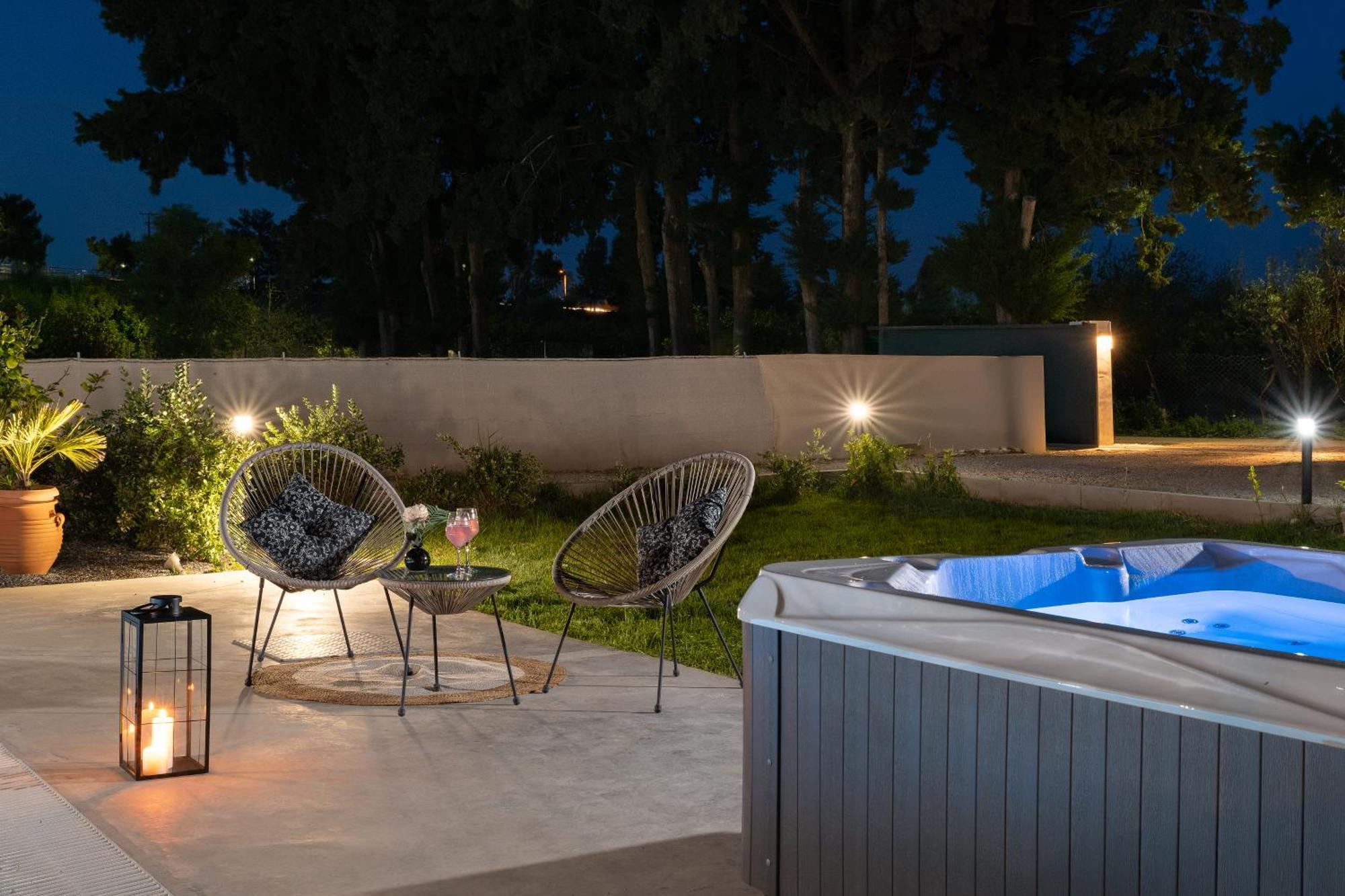 Ethria Pool Villa With Heated Jacuzzi Afantou Ngoại thất bức ảnh
